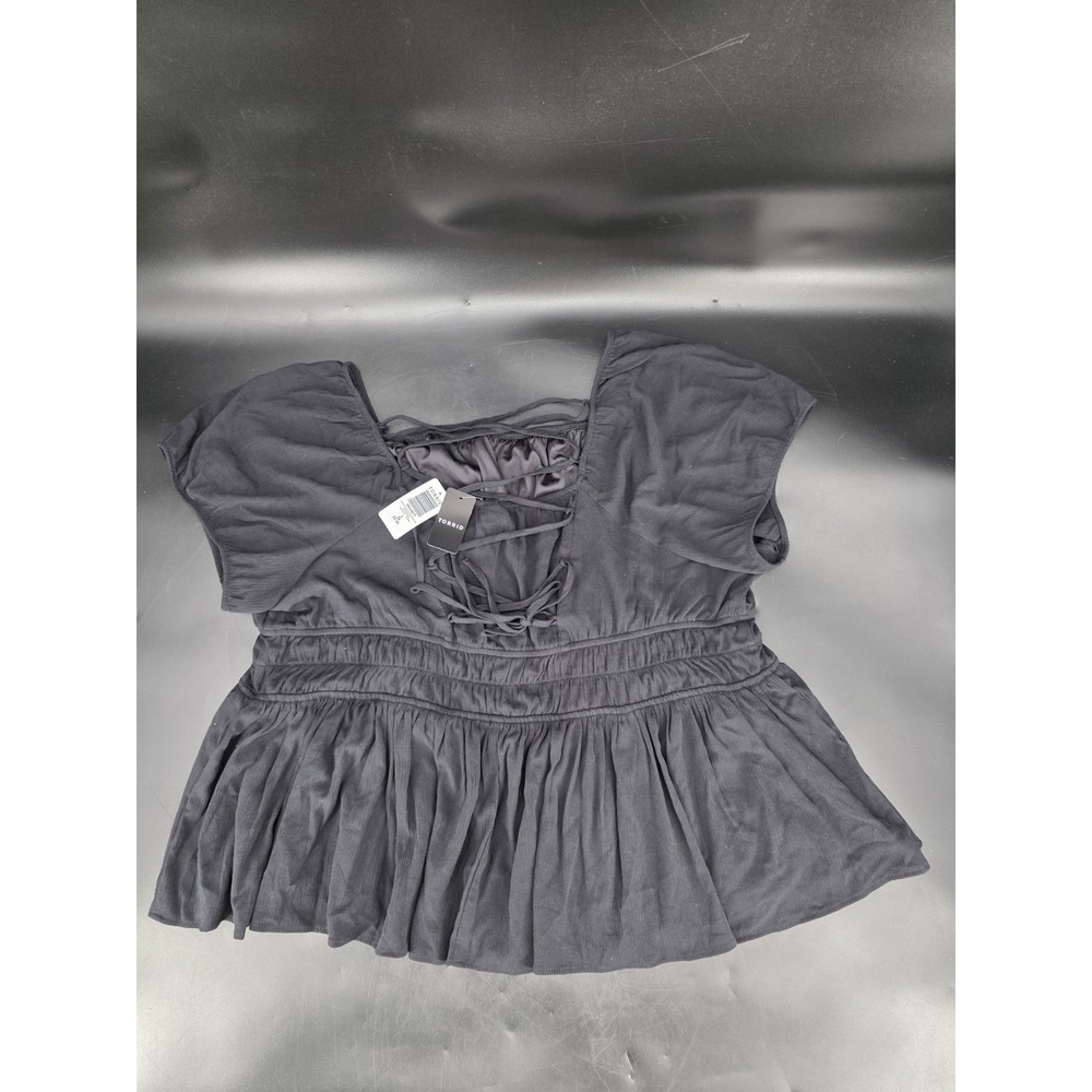 NWT Torrid‎ Gauze Criss Cross Back Top Size 3X (22-24) Black Short Sleeve